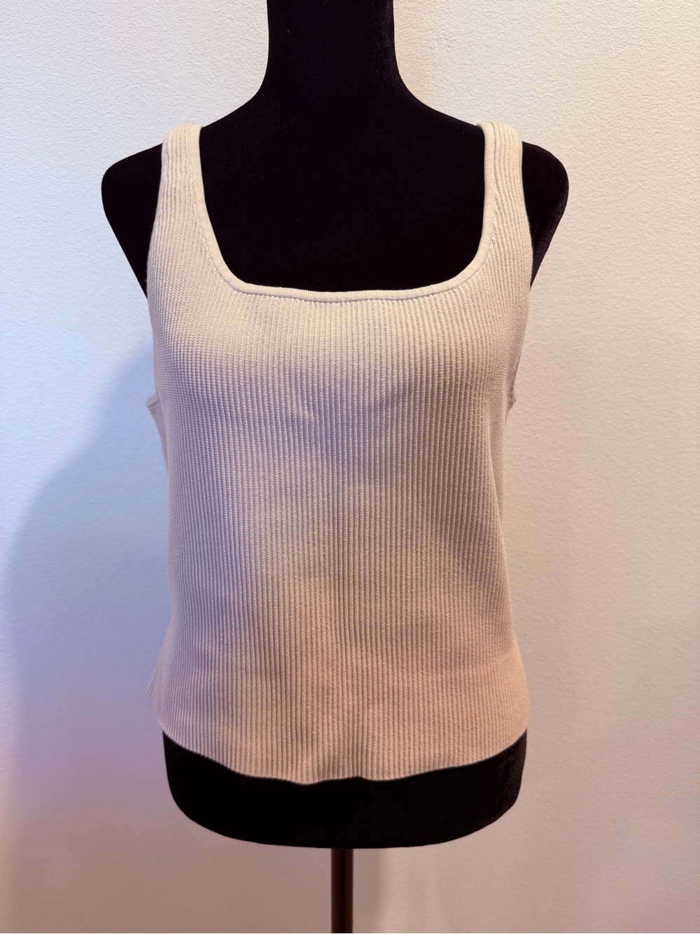 Babaton Ribbed Square-Neck Tank - Picture 5 of 11